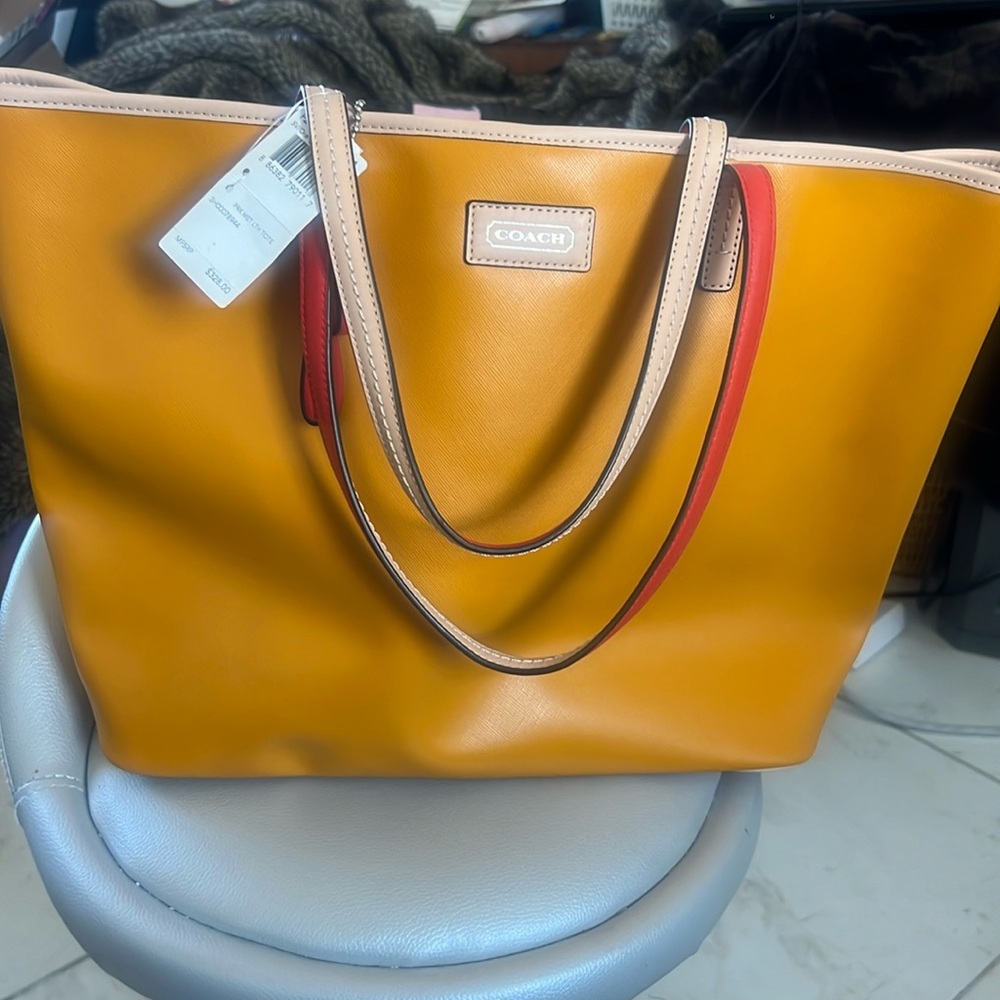 Coach tote.